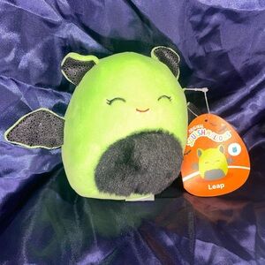 ✨BNWT FTM 5 inch Leap the bat 🦇 Squishmallow✨